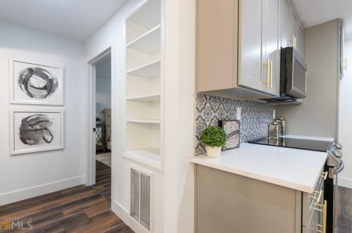 2892 Humphries Dr, Atlanta GA  30354-2434 exterior