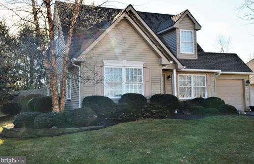 148 Sunset Dr, Mount Royal, NJ 08061-1042