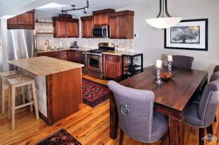 5187 Black Gore Dr, Vail, CO 81657-5274