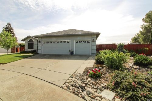 531 Muir Ct, Vacaville, CA 95687-3465