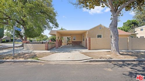 7343 Caldus Ave, Van Nuys, CA 91406-2308