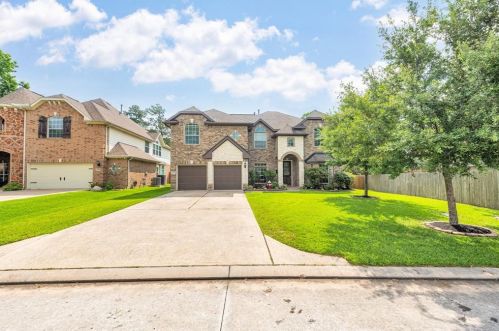 2517 Legacy Meadows Ln, Conroe, TX 77304-1187