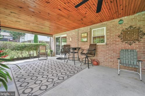 111 School House Rd, Lancaster PA  17603-6523 exterior