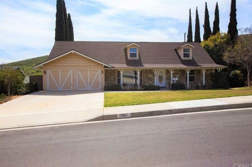 5560 Wentworth Dr, Riverside CA  92505-3156 exterior