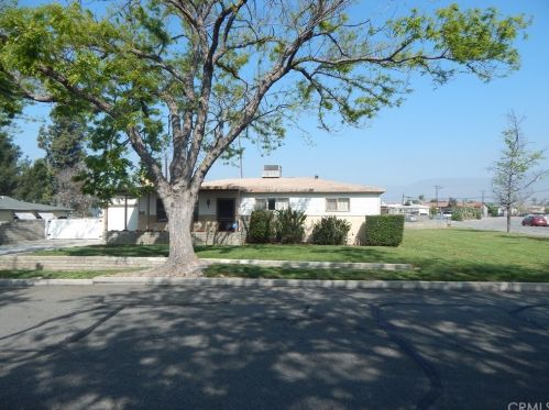 6558 Merito Ave, San Bernardino, CA 92404-5716