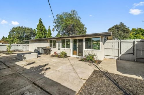 859 Citron St, Anaheim CA  92805-1706 exterior