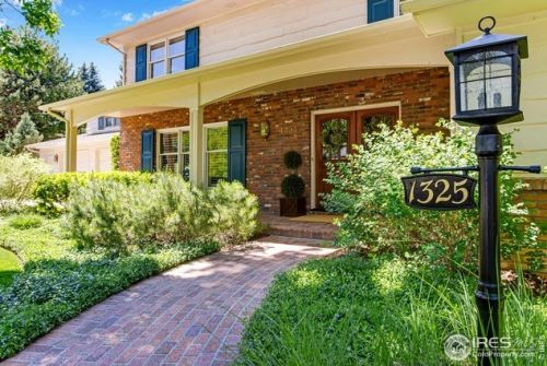 1325 Parkwood Cir, Fort Collins CO  80525-1927 exterior