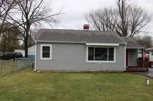 109 North St, Spring Grove, IL 60081-9367