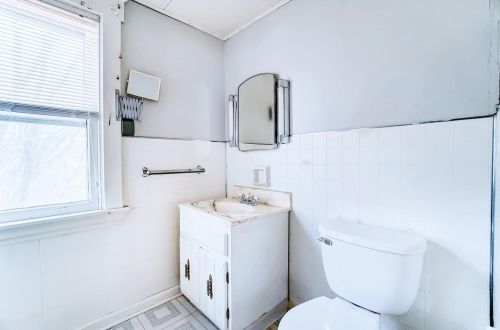 1216 Carson Ave, Cincinnati OH  45215-3122 exterior