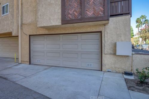 4317 Mammoth Ave, Van Nuys CA  91423-3639 exterior