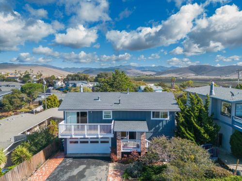 2004 Bayview Ave, Morro Bay, CA 93442-1614