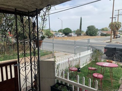 1557 5th St, San Bernardino, CA 92411-2560