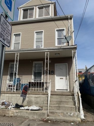 259 12th Ave, Paterson, NJ 07514-2844