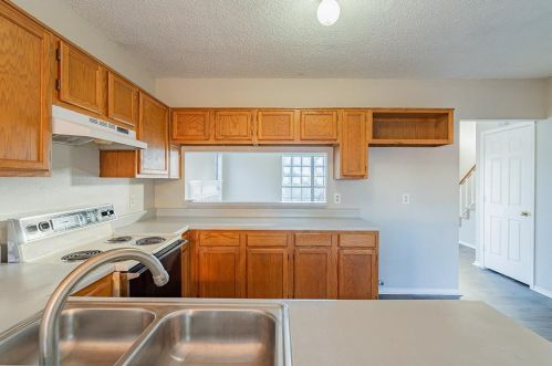 2414 Forestbrook Dr, Garland TX  75040-4029 exterior