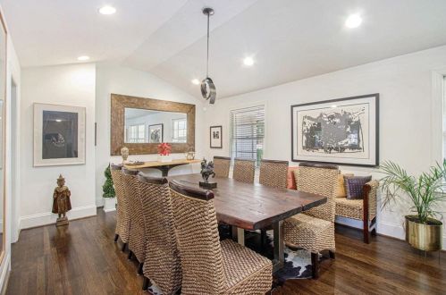 4142 Haverhill Dr, Atlanta GA  30342-3818 exterior