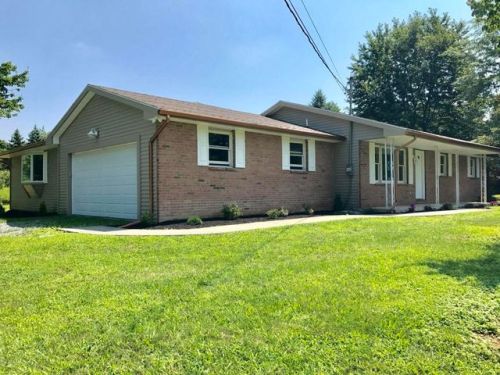 306 Palmer Rd, Bangor PA  18013-9280 exterior