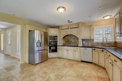 1629 Merrimac Trl, Garland TX  75043-1319 exterior