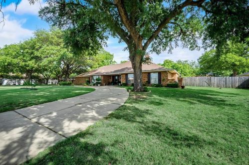 174 Sycamore School Rd, Fort Worth TX  76134-5008 exterior