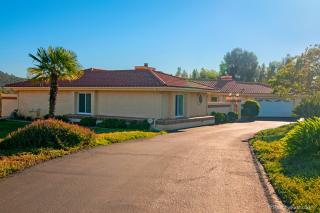 7051 Elfin Oaks Rd, Escondido, CA 92029-5906