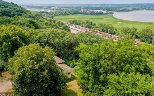 805 Brookline Ave, Saint Paul MN  55119-5317 exterior