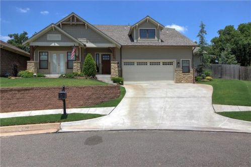 4941 Rose In Bloom Way, Edmond, OK 73034-7536
