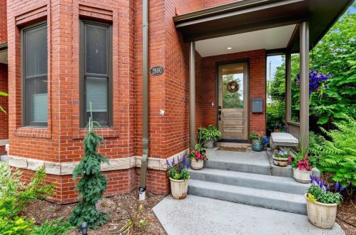 2880 Curtis St, Denver CO  80205-2714 exterior