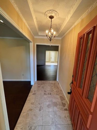 2237 Southern Cir, Carrollton TX  75006-1921 exterior