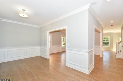2296 Marlboro Rd, Scotch Plains, NJ 07076