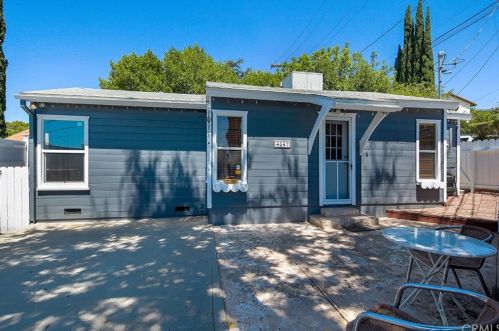 4647 Moore St, Glendale, CA 91214-1642