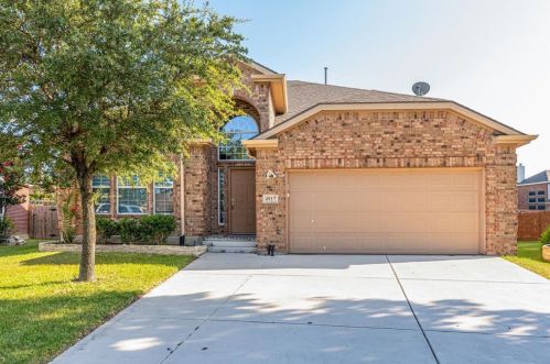 4917 Galley Cir, Fort Worth, TX 76135-7016