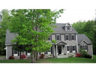 18 Kimball Dr, Epping, NH 03042-1806