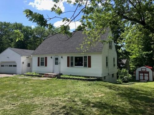 37 Atlantic Ave, Dover, NH 03820-3533