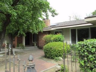 4076 Van Ness Blvd, Fresno, CA 93704-4250