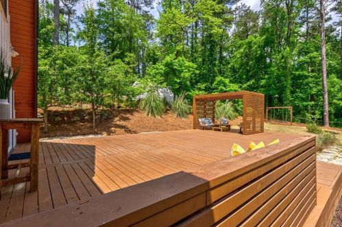 3878 Foxford Dr, Atlanta GA  30340-4407 exterior