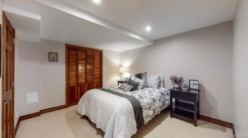 18020 Berry Dr, Aurora CO  80015-2616 exterior