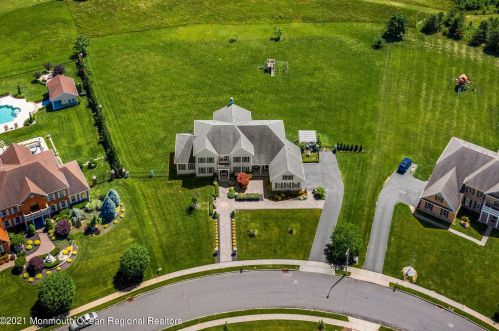 12 Farmside Dr, East Freehold, NJ 07728-9544