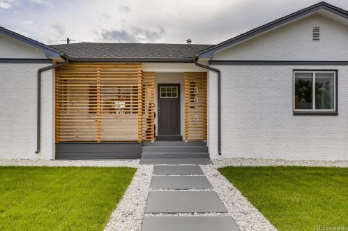 3015 Monroe St, Denver, CO 80205-4943