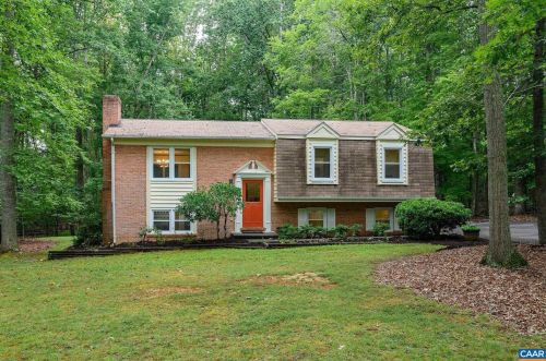 1360 Auburn Dr, Charlottesville, VA 22902-7913