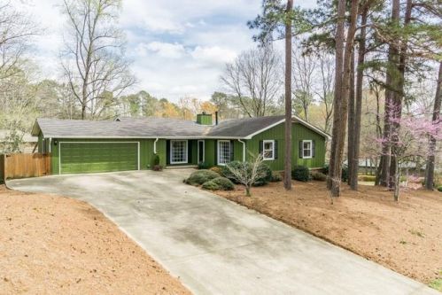 960 Clubland Way, Marietta, GA 30068-2569