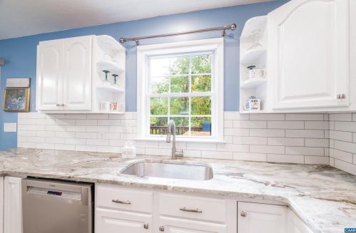 13 Piedmont Ln, Bybee VA  22963-2128 exterior