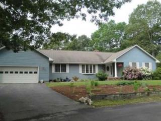 6 Comanche Ct, Westerly, RI 02891-2034