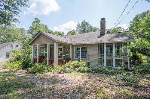 1356 6th Ave, Auburn, GA 30011-3281