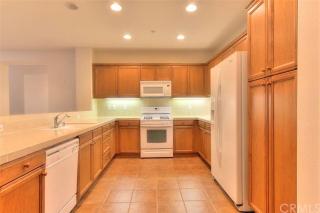 304 Quail Rdg, Irvine CA  92603-4229 exterior