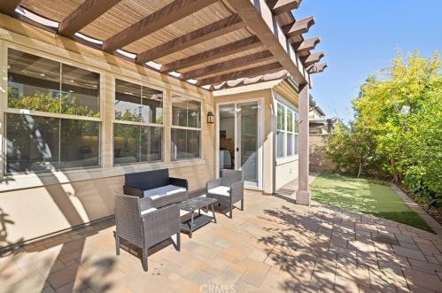 66 Rembrandt, Irvine CA  92620-7314 exterior