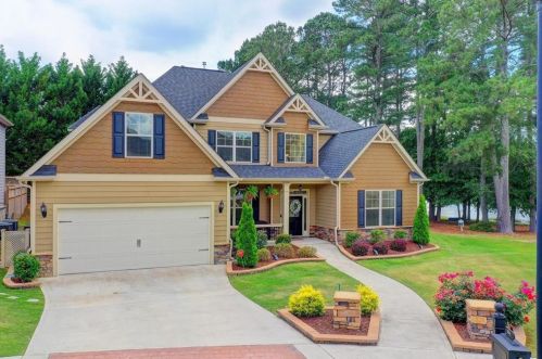 694 Crystal Cove Ct, Loganville, GA 30052-8282