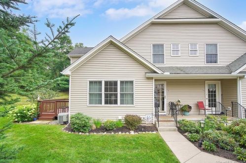 7 Reggie Way, East Windsor, CT 06016-1700