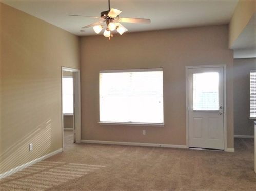 7203 Enclave Hill Ln, Richmond TX  77469-4380 exterior