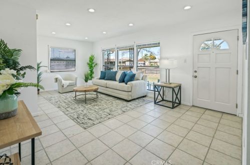 2440 Gramercy Ave, Anaheim CA  92801-3227 exterior