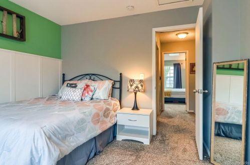 11894 Kepner Dr, Aurora CO 80012-3285 exterior