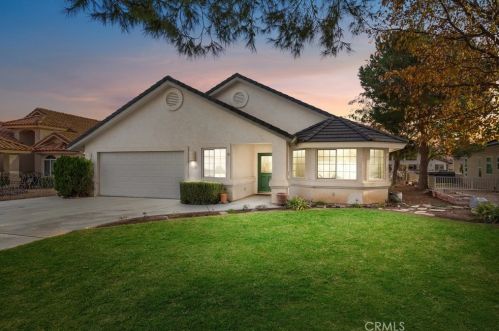 14375 Hurricane Ln, Helendale, CA 92342-7792